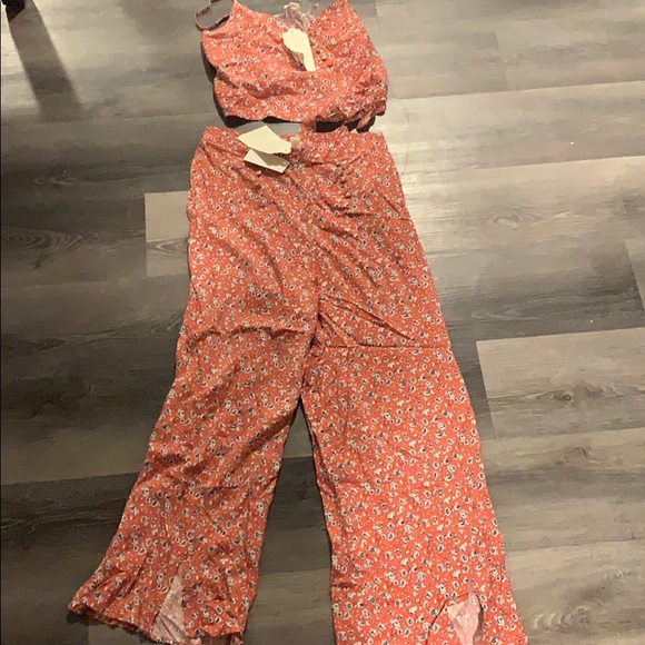 Band of Gypsies Pants - NWT Band Of Gypsies Floral Set